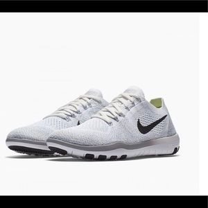 Nike Free Focus Flyknit 2